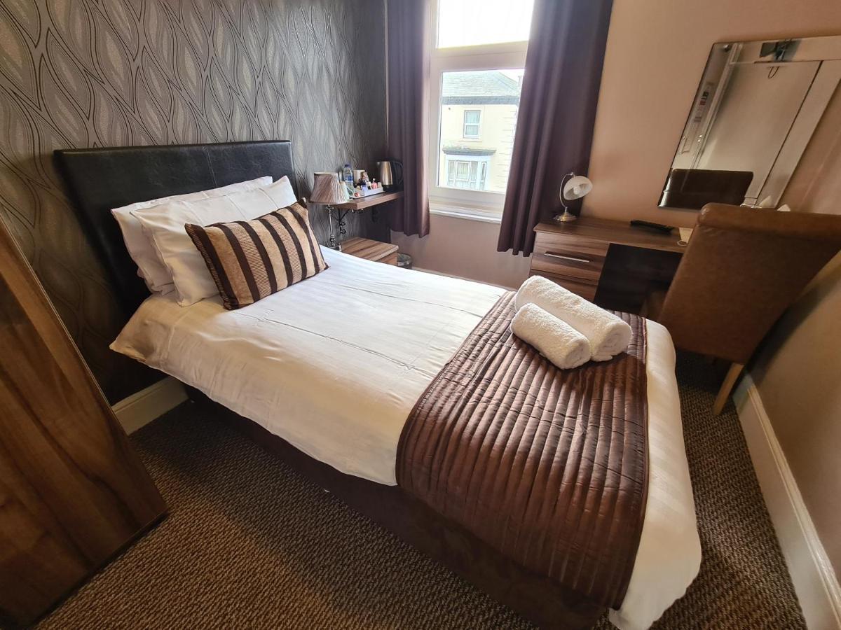 The Penkelie Hotel Southport Ngoại thất bức ảnh